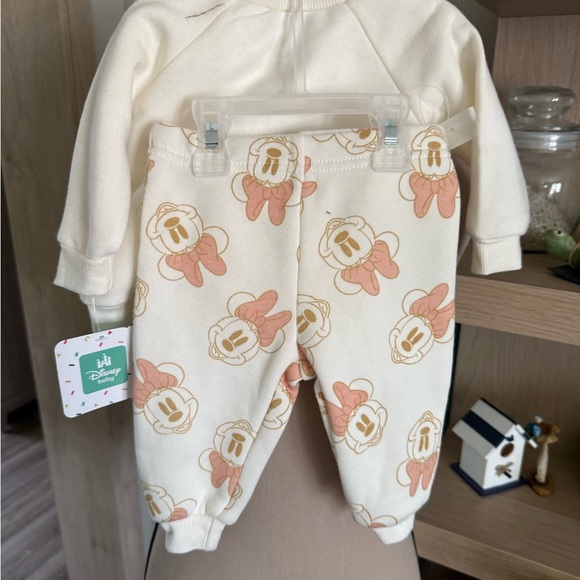 Disney Baby Cream and Tan Fabric with Bear Design - Picture 3 of 5